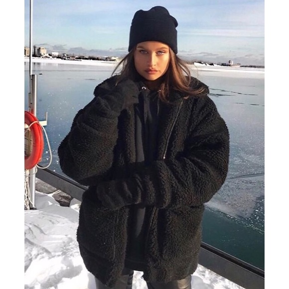 i am gia pixie black